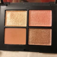 NARS クワッドアイシャドー　01801のサムネイル