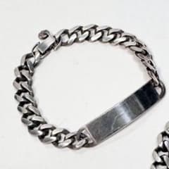 US TOKYO アス三軒茶屋オリジナルアクセサリーIDブレスレット US TOKYO アス三軒茶屋オリジナルアクセサリーIDブレスレット - メルカリ