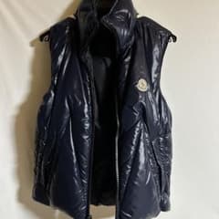 極美品　MONCLER/モンクレール 　　　　ダウンベスト　正規品　リバーシブルのサムネイル