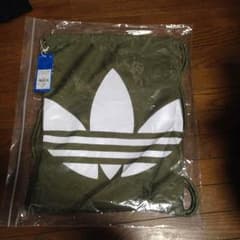 adidas ナップザックのサムネイル