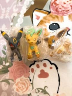 ポケモン ガチャ ブイズフィギュア キーホルダー 3点セットのサムネイル