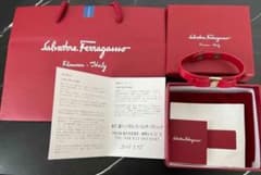 Ferragamo ヴァラリボン　バングル　ブレスレット　アクセサリー