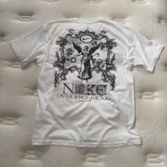 NIKE Sportswear Collection Tシャツのサムネイル