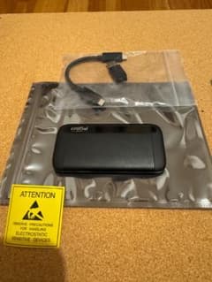 Crucial X8 外付 SSD 4TB 1050MB/秒 美品【値下げ】bのサムネイル
