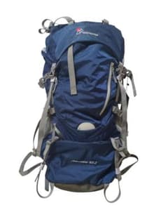 Excellent condition Mountain Top 65L hiking backpack Adventure with rain cover.