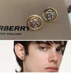 BURBERRY スモール モノグラムモチーフ イヤリング　ピアスのサムネイル