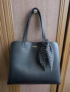 トートバックスカーフ付き新品　ワールド黒のサムネイル