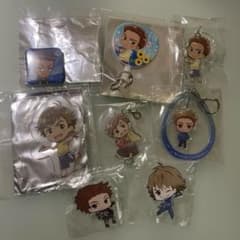 ユーリ!!! on ICE エミル　ミッキー　キーホルダー　アクリルスタンド