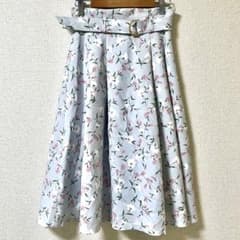 花柄フレアスカート ベルト付 ハイウエスト S ミモレ丈 dazzlinのサムネイル