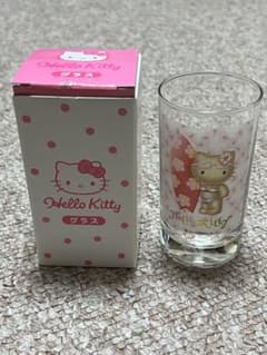 サンリオ　ハローキティ　グラス　コップのサムネイル