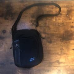 NIKE ナイキ ショルダーバッグのサムネイル