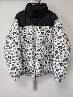 【超美品】中綿ブルゾン ダウン(中綿)ジャケット リバーシブル 豹柄 男/女（Mのサムネイル