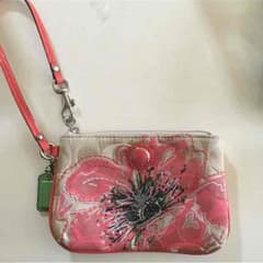 COACH ミニポーチのサムネイル