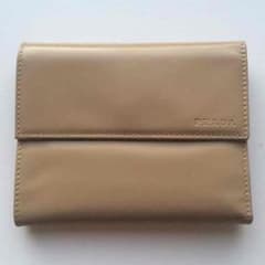 PRADA 財布 ベージュのサムネイル