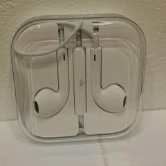 iPhone6　イヤホン　★正規品★のサムネイル