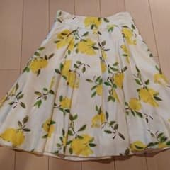 ケイト・スペード Kate Spade レモン柄スカートのサムネイル