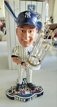 デレクジーターのバブルヘッド　非売品 デレク・ジーター、2009年ワールドシリーズ 優勝記念Bobble Head
