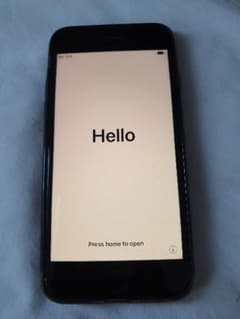 (最終値下げ)iPhone 7 Black 256GB SIMフリーのサムネイル