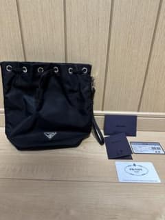 PRADA  プラダ　バッグ　巾着　ポーチのサムネイル