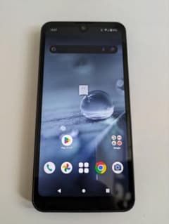 AQUOS　wish2 docomo 版　中古品のサムネイル