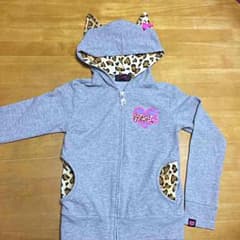 EARTH MAGIC☆猫耳パーカー☆130㌢のサムネイル