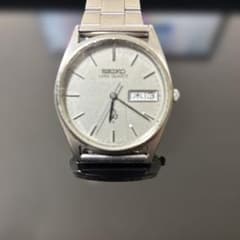 稼働品】SEIKO LORDクオーツ 8243-7041 1979年10月製造 - メルカリ