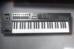 Roland PCR-500 MIDIキーボードのサムネイル
