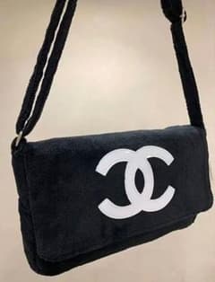 BTS テテ着用 CHANELのサムネイル
