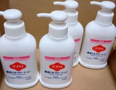 4本 花王 ソフティ ミルクローション 保湿クリーム 250mlのサムネイル