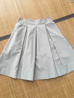 スカートのサムネイル