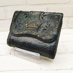 極美品】ANNA SUI レザー 二つ折り財布 がま口 プレート ロゴ 黒