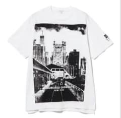 BEAMS PLUS別注PEG / PHOTO PRINT T-SHIRT新品 BEAMS PLUS別注PEG / PHOTO PRINT T-SHIRT新品 - メルカリ