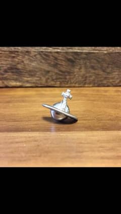 Vivienne westwood 片耳ピアスのサムネイル