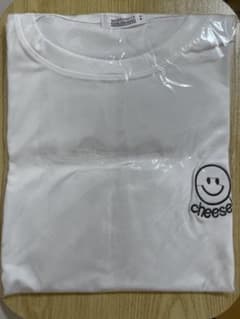 レディーススマイルロゴ Tシャツ　Lサイズのサムネイル