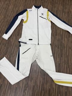 Oakley ジャケットとパンツセット　上下　白　M