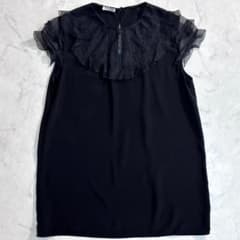 美品 ミュウミュウ シルク100% 黒 袖フリル レースブラウス 40 vw9 美品 ミュウミュウ シルク100% 黒 袖フリル レースブラウス 40 vw9