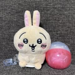 ちいかわぴたれすと　ハートほっぺ(うさぎ)とソフビフィギュア(ちいかわ)のサムネイル
