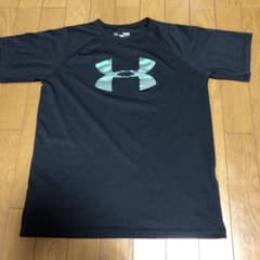 アンダーアーマ　スポーツＴシャツ（150センチ相当）のサムネイル