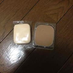 KATE リキッドタッチパクトファンデーションのサムネイル