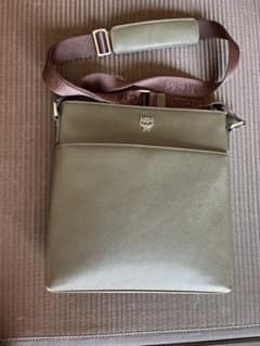 お値下げ❣️MCM メンズ　ショルダーバッグのサムネイル