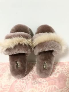 kimmydacat様専用。二足組UGG  スリッパ 新品23.5くすんだピンクのサムネイル