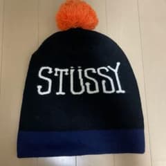 STUSSY   帽子　ニット帽のサムネイル