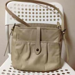ラシット レザー ショルダーバッグのサムネイル