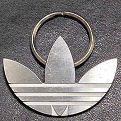 adidas/アディダス 非売品 トレフォイルロゴ型キーホルダーのサムネイル