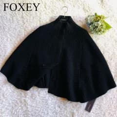 15万✨未使用 フォクシー ニットケープ カシミヤ 24年新作 5店舗限定 黒 m22103228972_1.jpg?1759999137