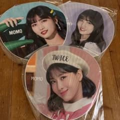 TWICE MOMO うちわ 3枚セットのサムネイル