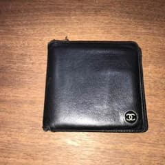 CHANEL折財布のサムネイル