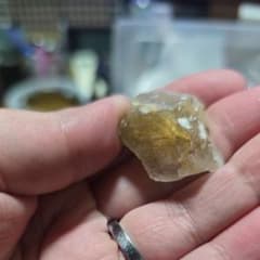 ルチルクォーツ 原石のサムネイル