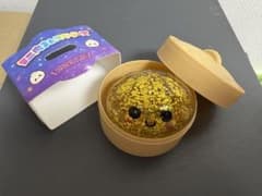 ミニ肉まんスクイーズ せいろ入り ゴールドキラキラ ミニ肉まんスクイーズ せいろ入り ゴールド キラキラ - メルカリ