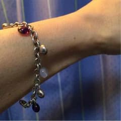 ティファニーのブレスレットですのサムネイル
